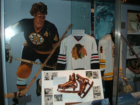 Best All Time Hockey Defenseman Bobby Orr.