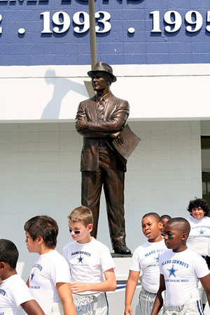 It's Like Tom Landry Is Still Coaching!