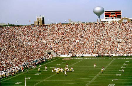 Oklahoma Sooners vs. the USC Trojans Sept. 25 1982.