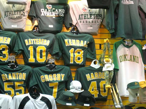 oakland athletics t shirt